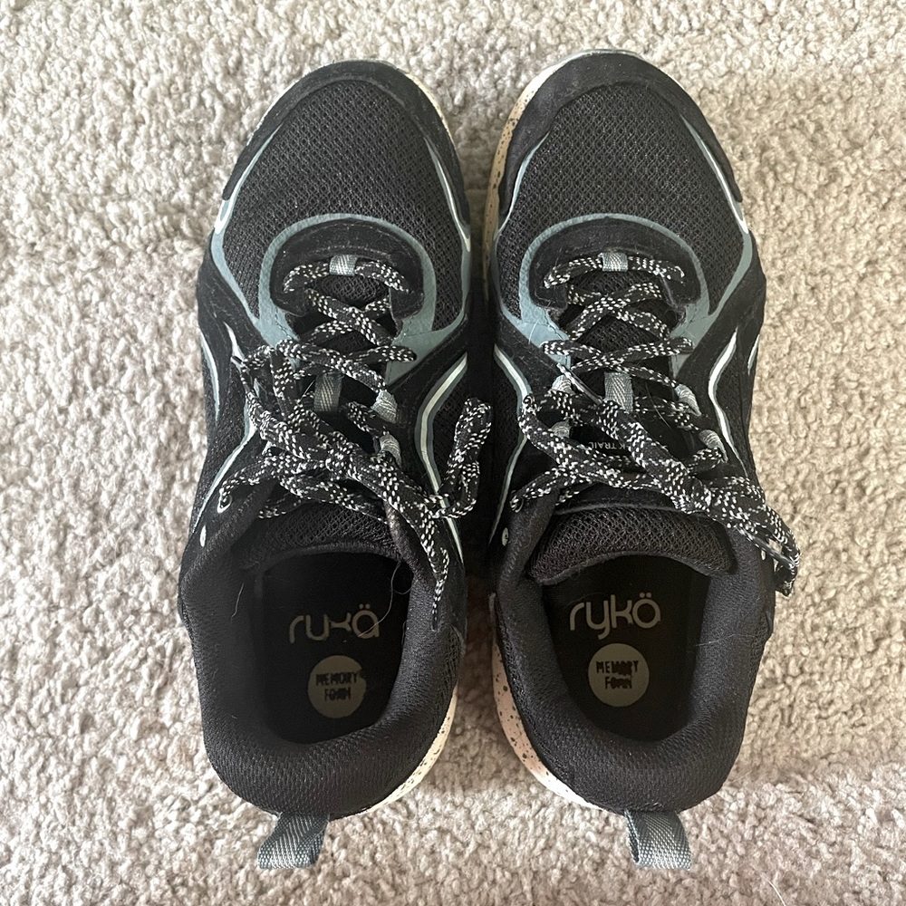 Rykä Sneakers